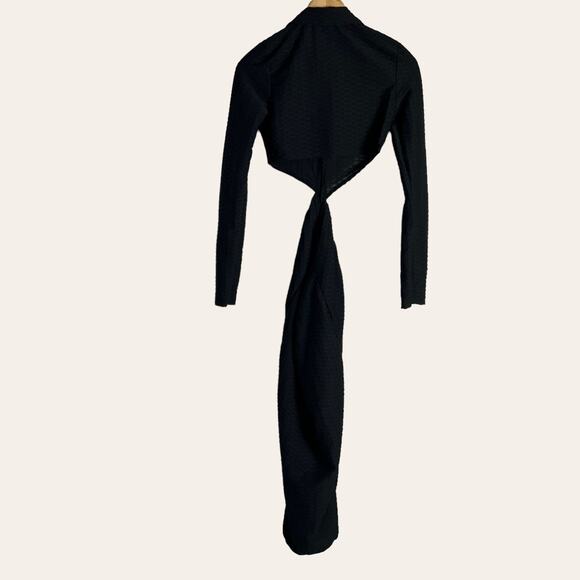 PrettyLittleThing Black Textured Cut Out Waist Midi Shirt Dress Size 2 - Picture 2 of 9